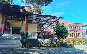 Bayak Hotel Bumdes Cipayung & Resort