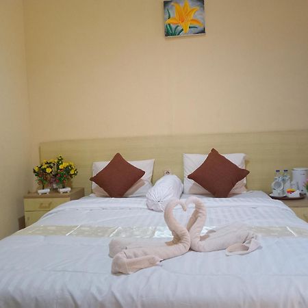 Bayak Hotel Bumdes Cipayung & Resort Ciguntur Bagian luar foto
