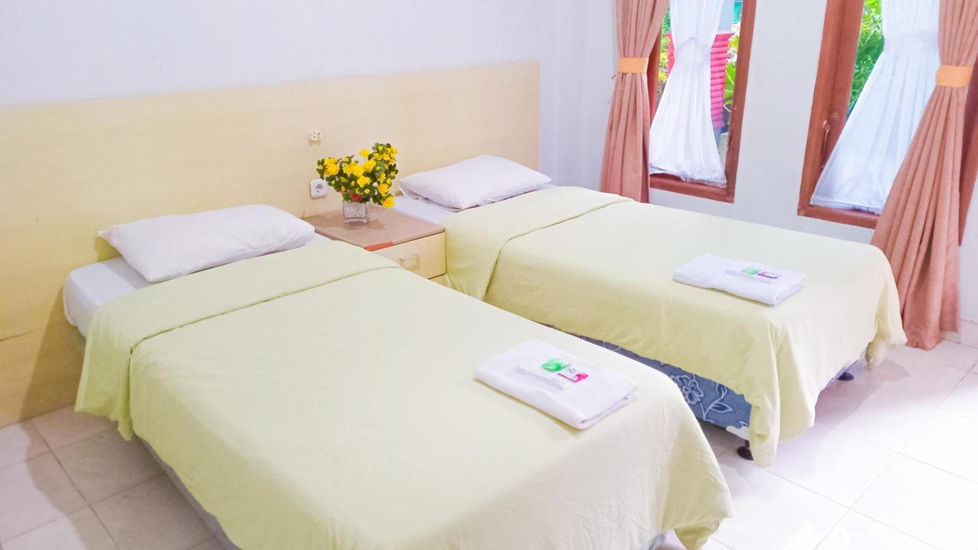 Bayak Hotel Bumdes Cipayung & Resort Ciguntur Bagian luar foto